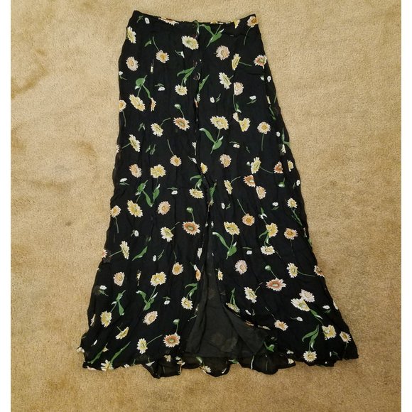 Equation Skirt Size Medium - Picture 8 of 8